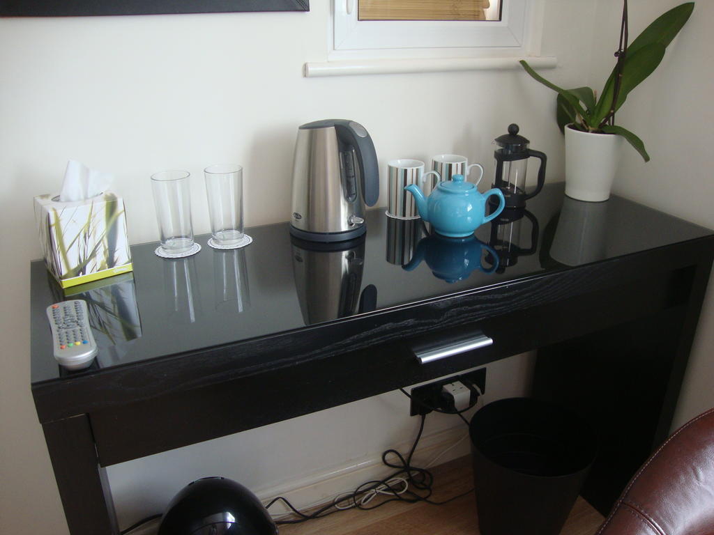 Canal View Bed And Breakfast Saxilby ห้อง รูปภาพ