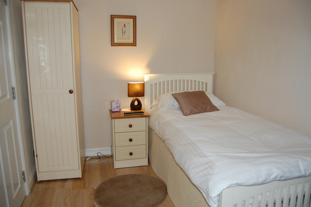 Canal View Bed And Breakfast Saxilby ห้อง รูปภาพ